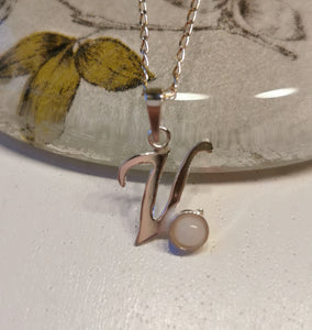 BM-jewelry™ Letter pendant